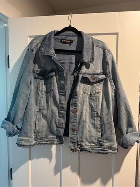 Women’s denim jacket